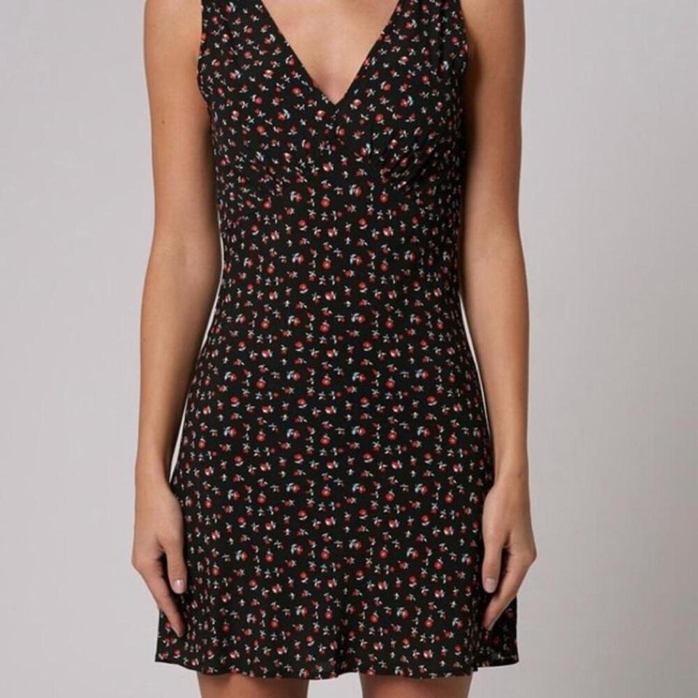 New rollas eliza slip alpine mini dress black v neck small